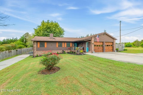 Photo of 5175 Waller Ferry Rd, Lenoir City, TN 37771 (MLS # 1357323)