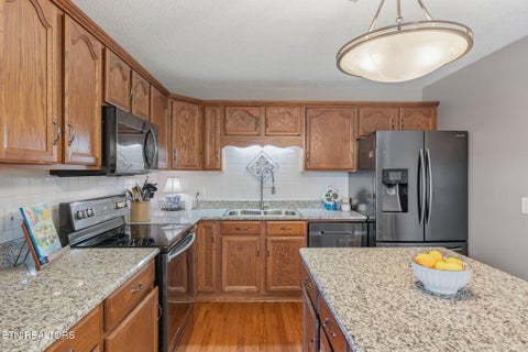 Tiny photo for 5175 Waller Ferry Rd, Lenoir City, TN 37771 (MLS # 1357323)