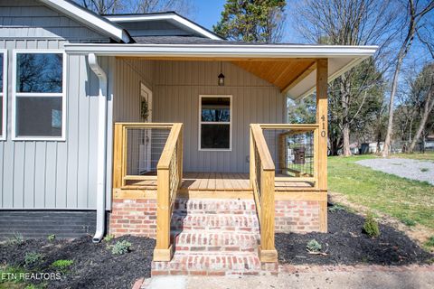 Tiny photo for 410 W Walnut St, Madisonville, TN 37354 (MLS # 1332440)