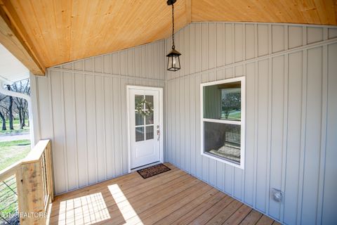 Tiny photo for 410 W Walnut St, Madisonville, TN 37354 (MLS # 1332440)