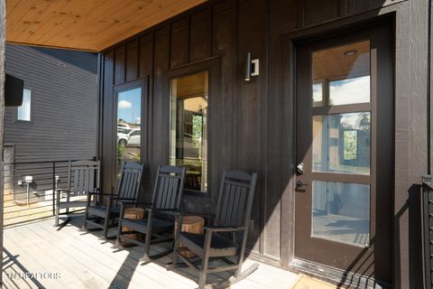 Tiny photo for 519 New Venture Way, Sevierville, TN 37876 (MLS # 1317587)