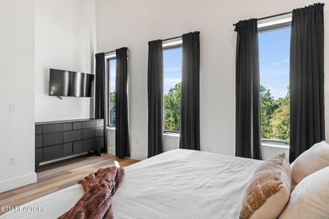 Tiny photo for 519 New Venture Way, Sevierville, TN 37876 (MLS # 1317587)