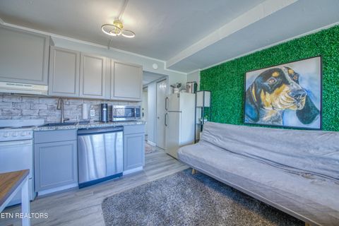 Tiny photo for 1700 Clinch Ave #612, Knoxville, TN 37916 (MLS # 1327135)