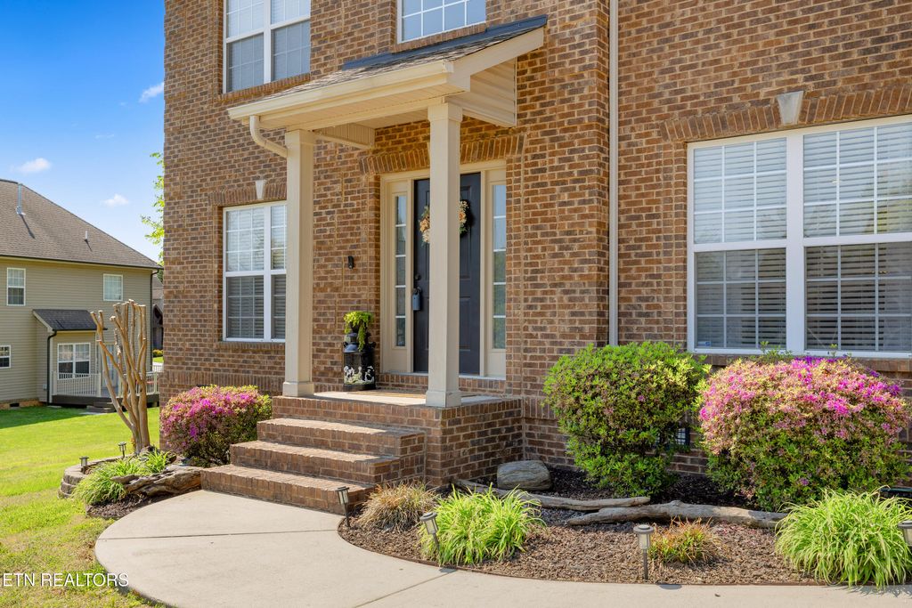 Photo of 225 Caulderwood Lane, Lenoir City, TN 37771 (MLS # 1335853)