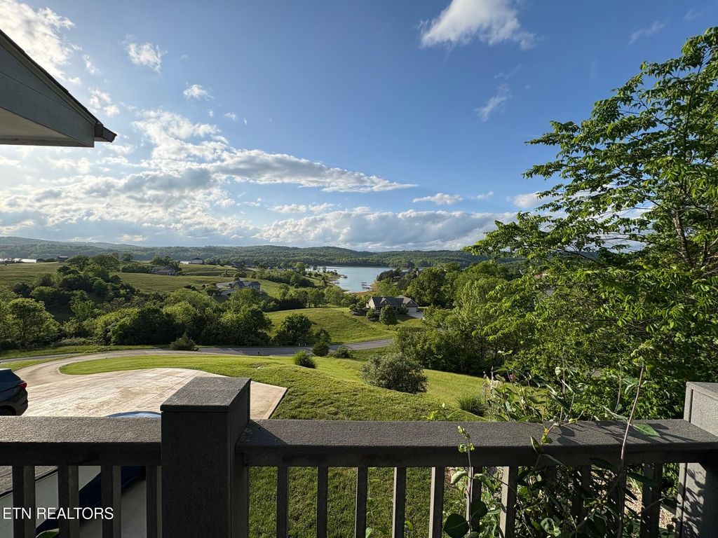 Photo of 1031 Russell Brothers Rd, Sharps Chapel, TN 37866 (MLS # 1339224)
