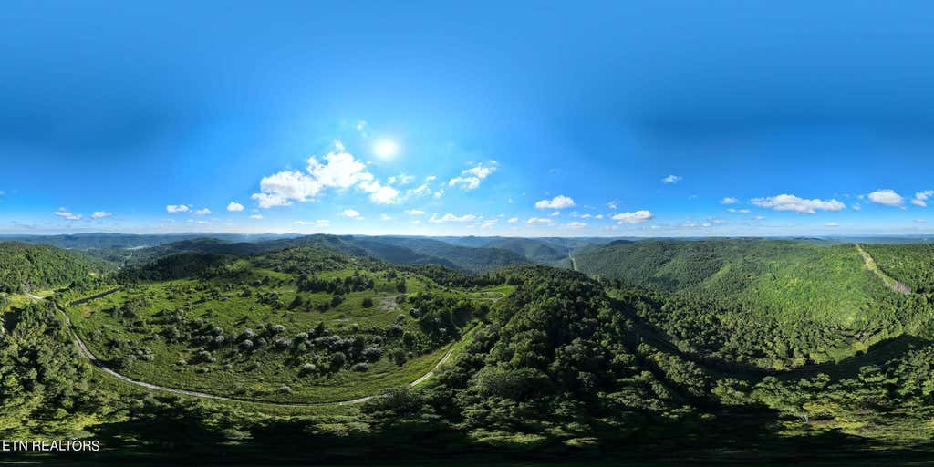 Photo of 816 Sand Gap Rd, Pioneer, TN 37847 (MLS # 1277624)