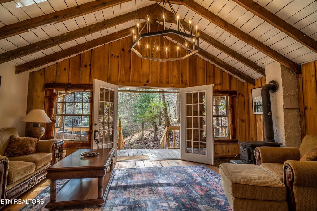 Photo of 915 Newcombe Branch Way, Cosby, TN 37722 (MLS # 1335230)