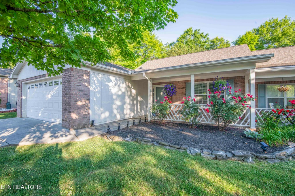 Photo of 1966 Locarno Drive, Knoxville, TN 37914 (MLS # 1343883)