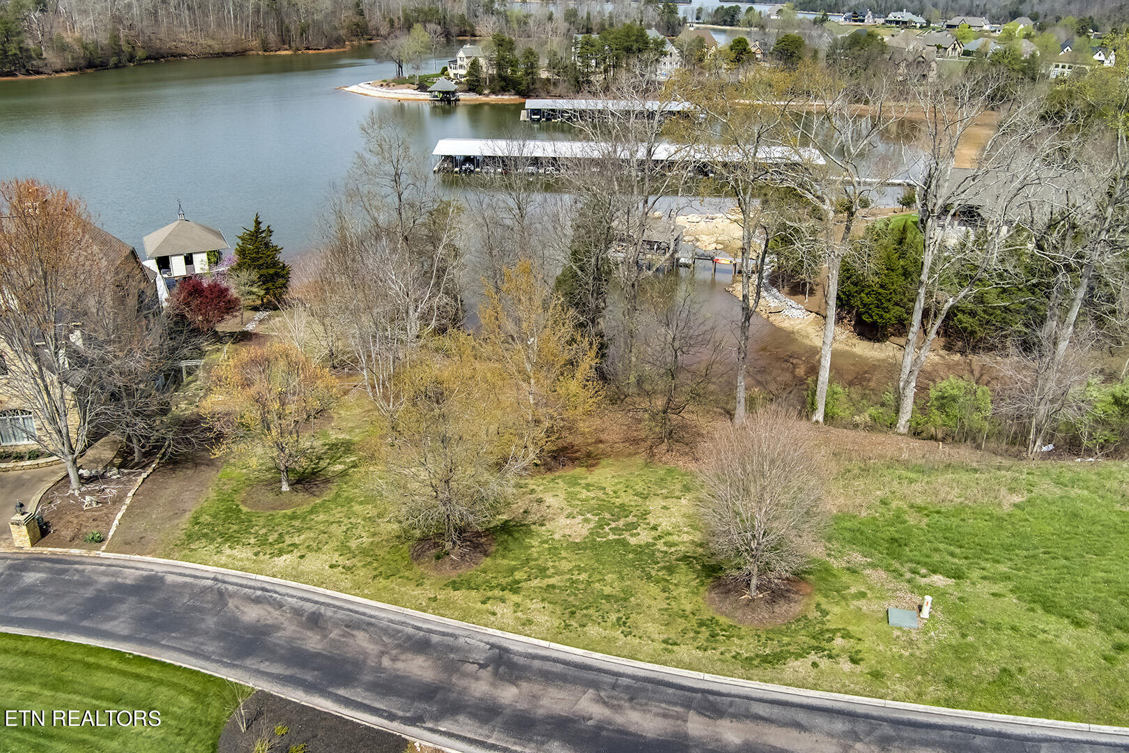 191 White Swan Drive