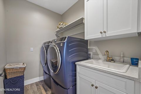 Tiny photo for 120 Cypress Drive, Dandridge, TN 37725 (MLS # 1329406)