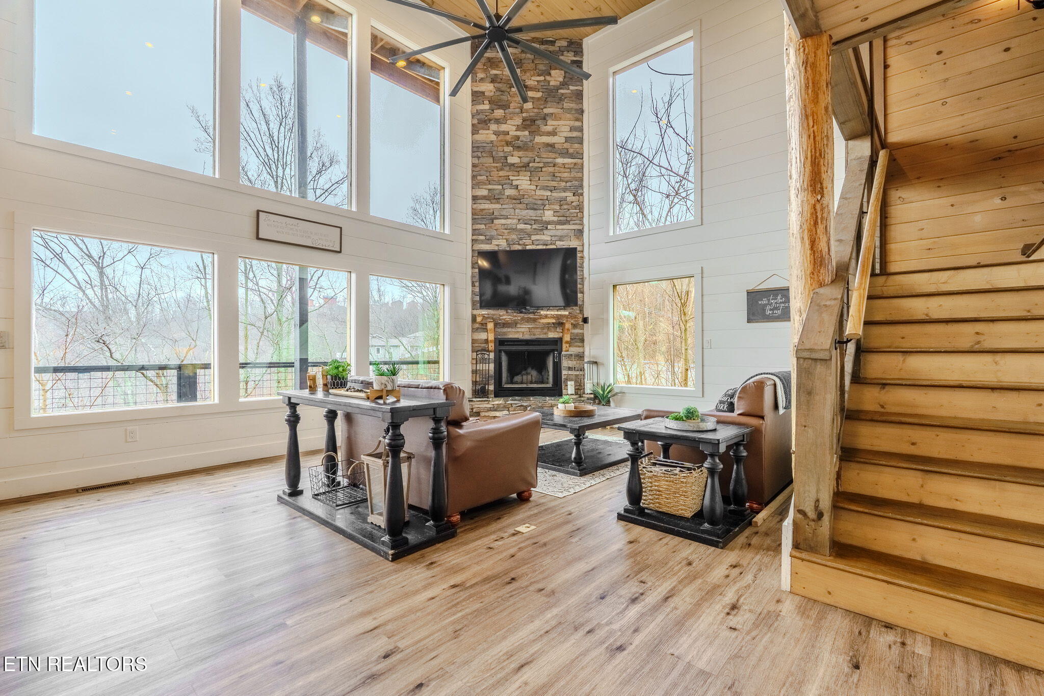 868 Cliff Branch Rd