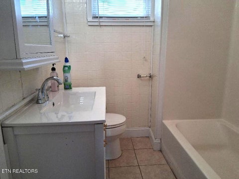 Tiny photo for 320 E Bell St, Alcoa, TN 37701 (MLS # 1360387)