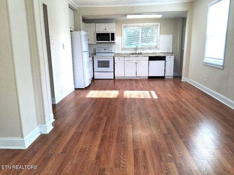 Tiny photo for 320 E Bell St, Alcoa, TN 37701 (MLS # 1360387)