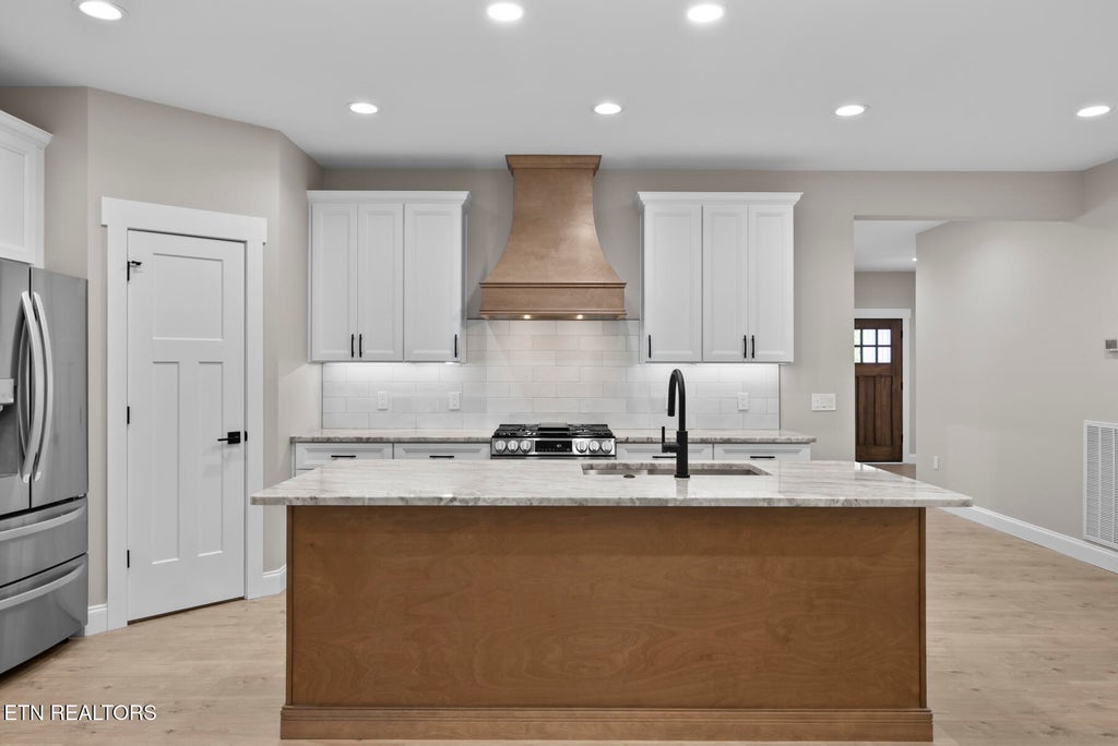 Photo of 152 Natchez Circle, Crossville, TN 38558 (MLS # 1354794)