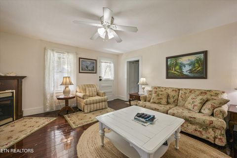 Tiny photo for 7637 E Lamar Alexander Pkwy, Townsend, TN 37882 (MLS # 1338514)