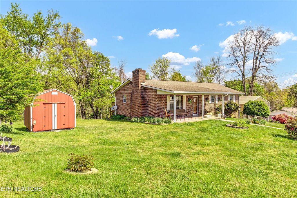 Photo of 111 Shaw Rd, Clinton, TN 37716 (MLS # 1298211)