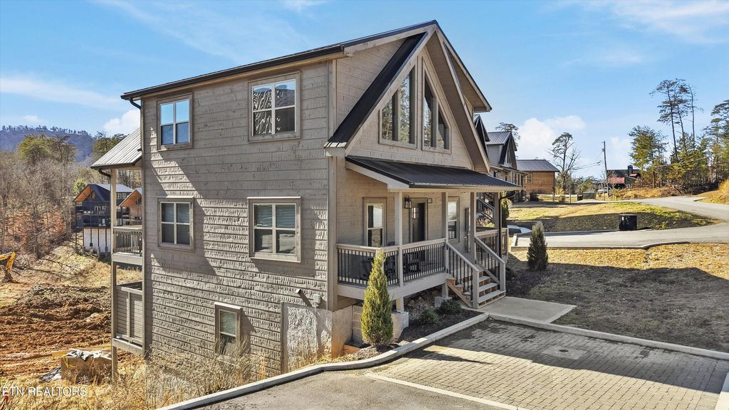 Photo of 2872 Sequoia Rd, Pigeon Forge, TN 37863 (MLS # 1331049)