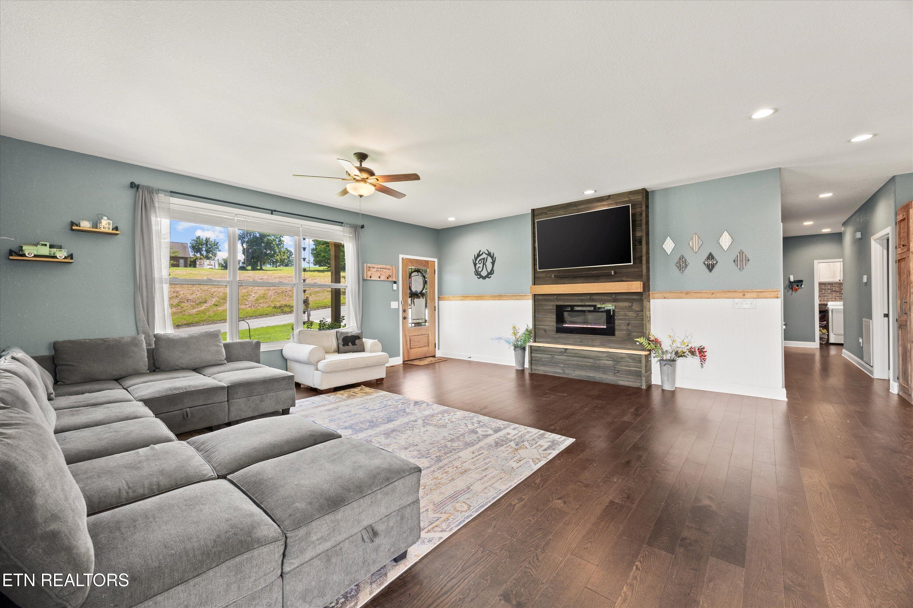 284 Woodstock Drive