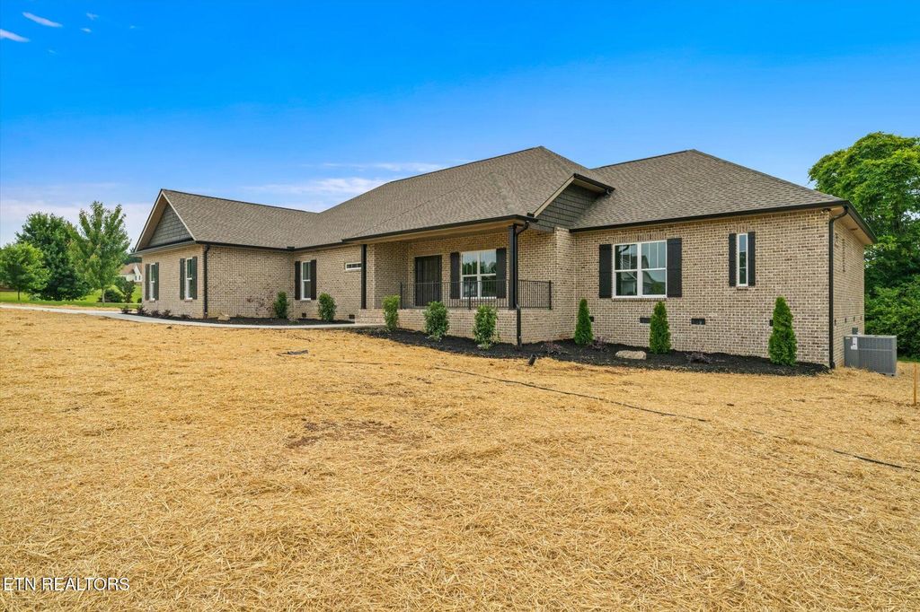 Photo of 708 Majestic Mtns Blvd, Walland, TN 37886 (MLS # 1303914)