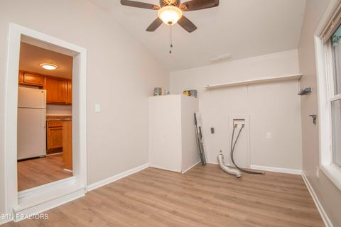 Tiny photo for 143 Shubert Street St, Kingston, TN 37763 (MLS # 1324284)