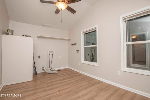 Tiny photo for 143 Shubert Street St, Kingston, TN 37763 (MLS # 1324284)