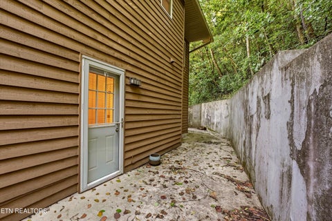 Tiny photo for 14 Belmont Court, Oak Ridge, TN 37830 (MLS # 1352650)