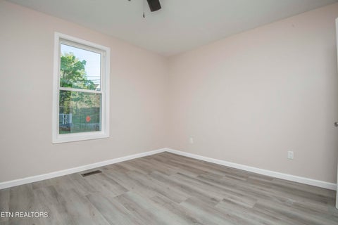 Tiny photo for 4112 Edington Rd, Knoxville, TN 37920 (MLS # 1356339)