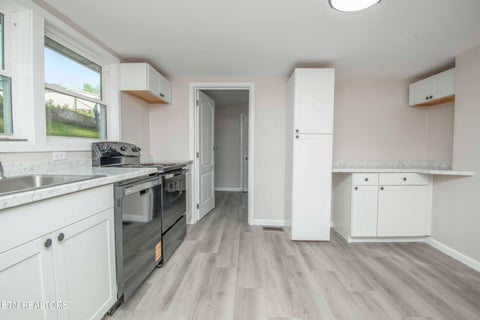 Tiny photo for 4112 Edington Rd, Knoxville, TN 37920 (MLS # 1356339)