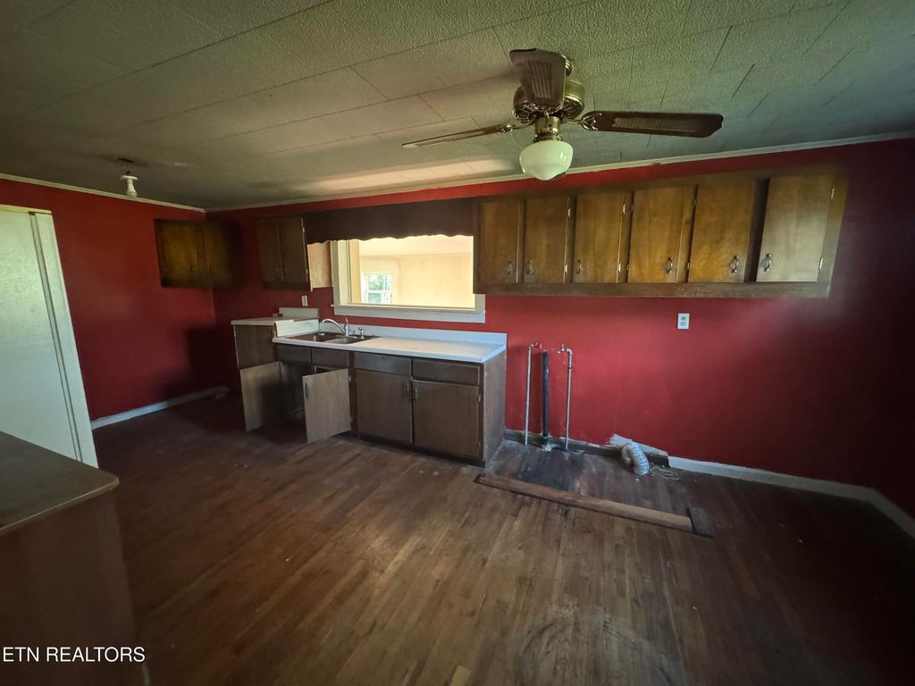 Photo of 156 Sam Davis Rd, Decatur, TN 37322 (MLS # 1316104)