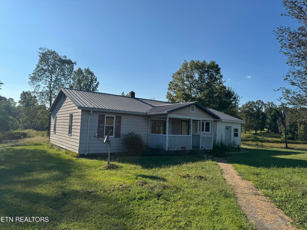 Photo of 156 Sam Davis Rd, Decatur, TN 37322 (MLS # 1316104)