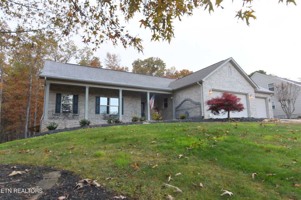 Photo of 280 N Coyatee Drive, Loudon, TN 37774 (MLS # 1322041)