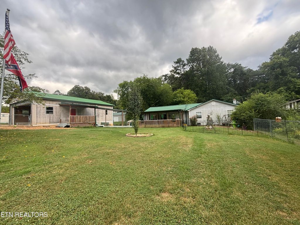 Photo of 9416 College St, Strawberry Plains, TN 37871 (MLS # 1309260)