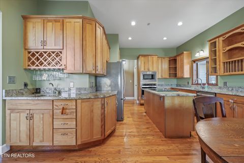 Tiny photo for 706 Loudon Rd, Loudon, TN 37774 (MLS # 1328085)