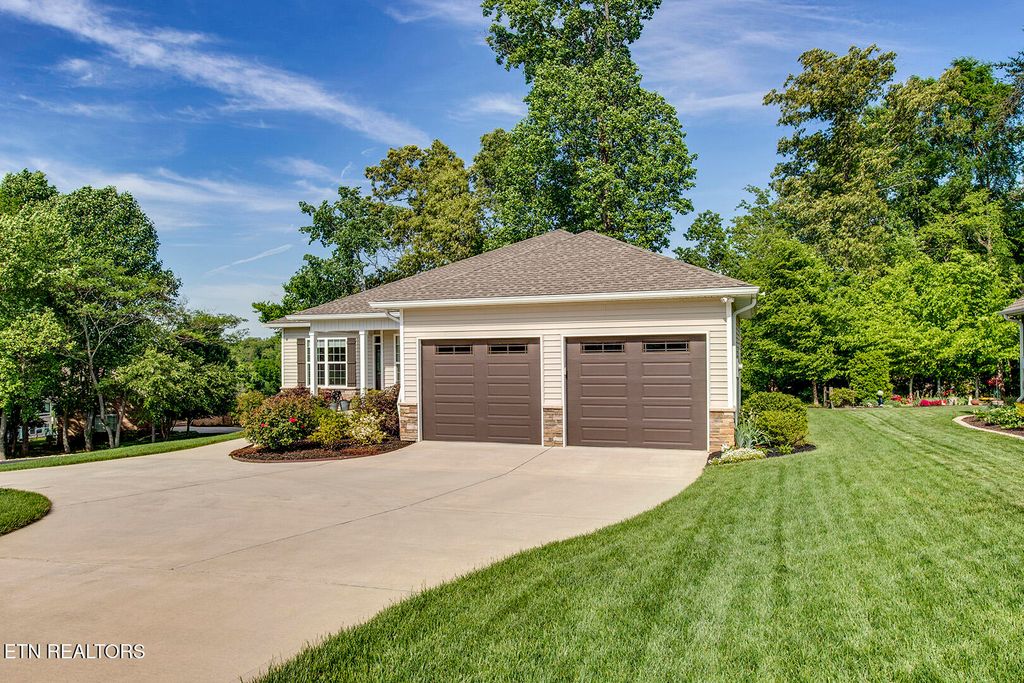 Photo of 137 Oohleeno Way, Loudon, TN 37774 (MLS # 1339365)