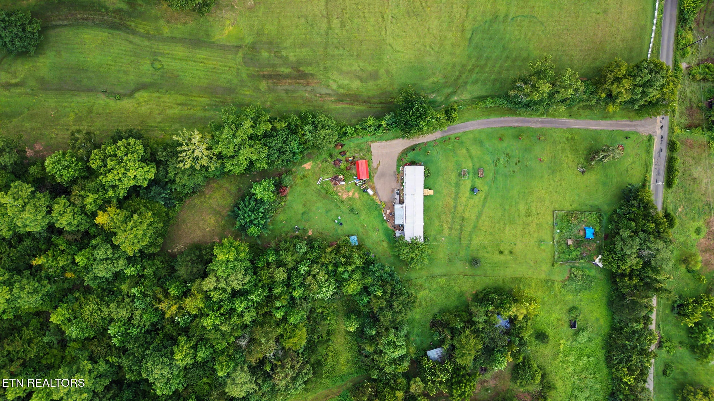 1040 Old Solomon Ferry Rd