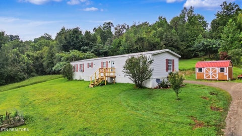 Photo of 1040 Old Solomon Ferry Rd, Newport, TN 37821 (MLS # 1352757)