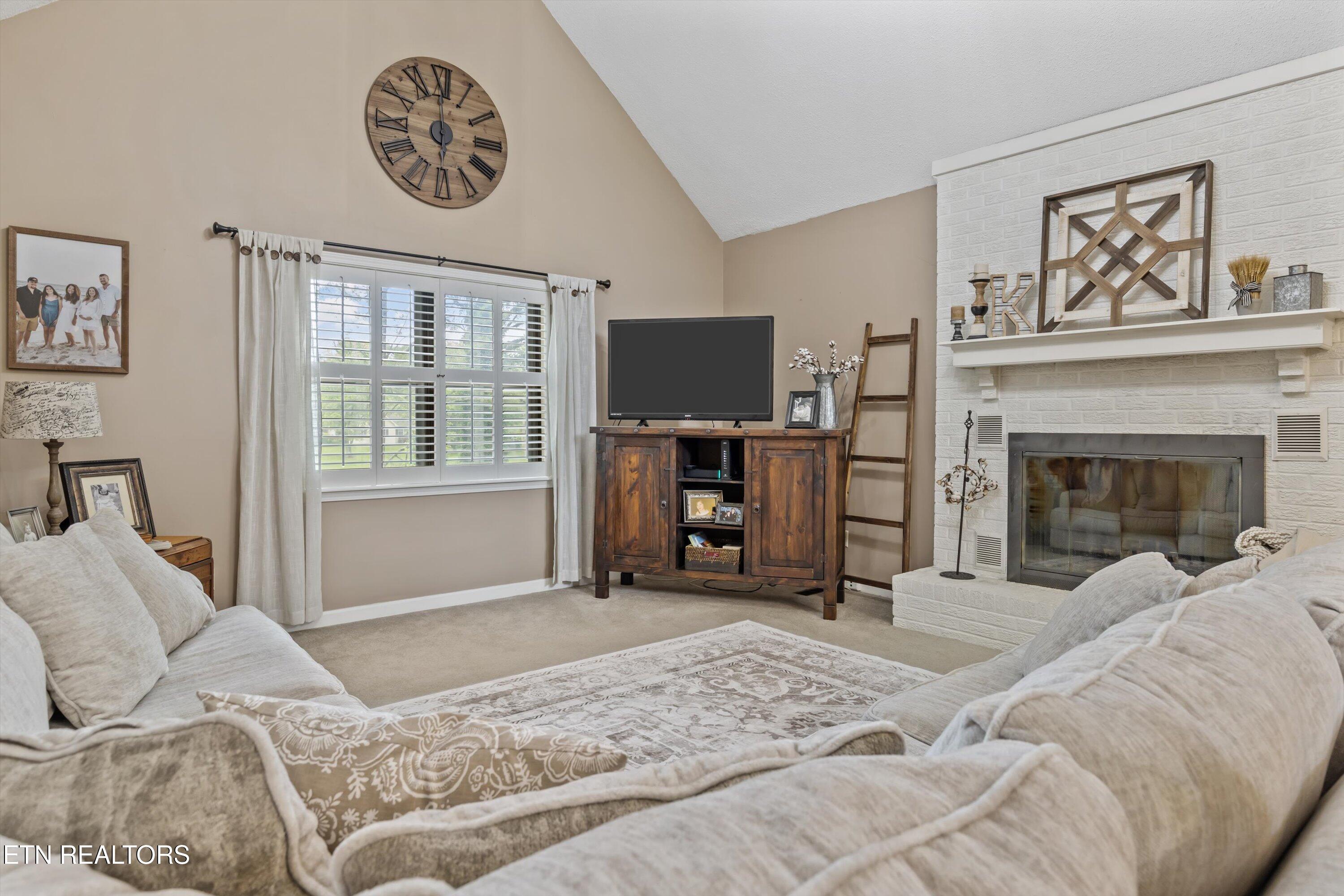 1420 Brentwood Drive