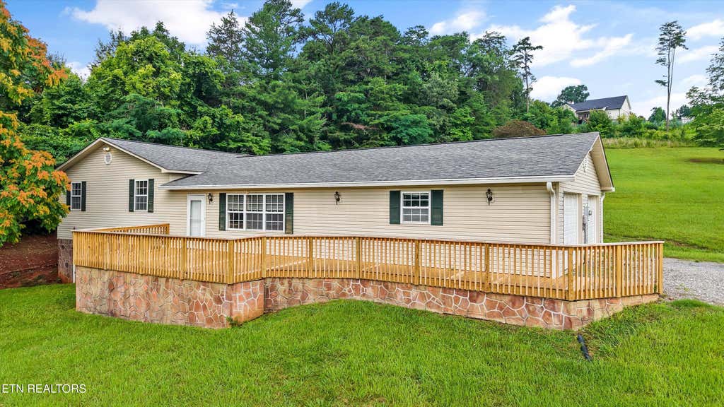 Photo of 632 Mountain View Drive, Seymour, TN 37865 (MLS # 1347371)
