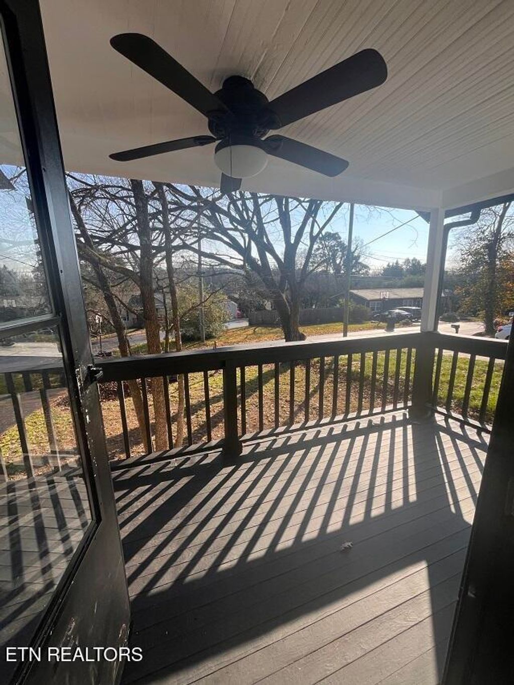 Photo of 2115 Paris Rd, Knoxville, TN 37912 (MLS # 1322361)