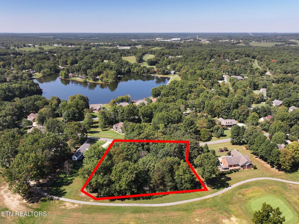 Photo of 20 Ironwood Circle, Crossville, TN 38571 (MLS # 1341448)