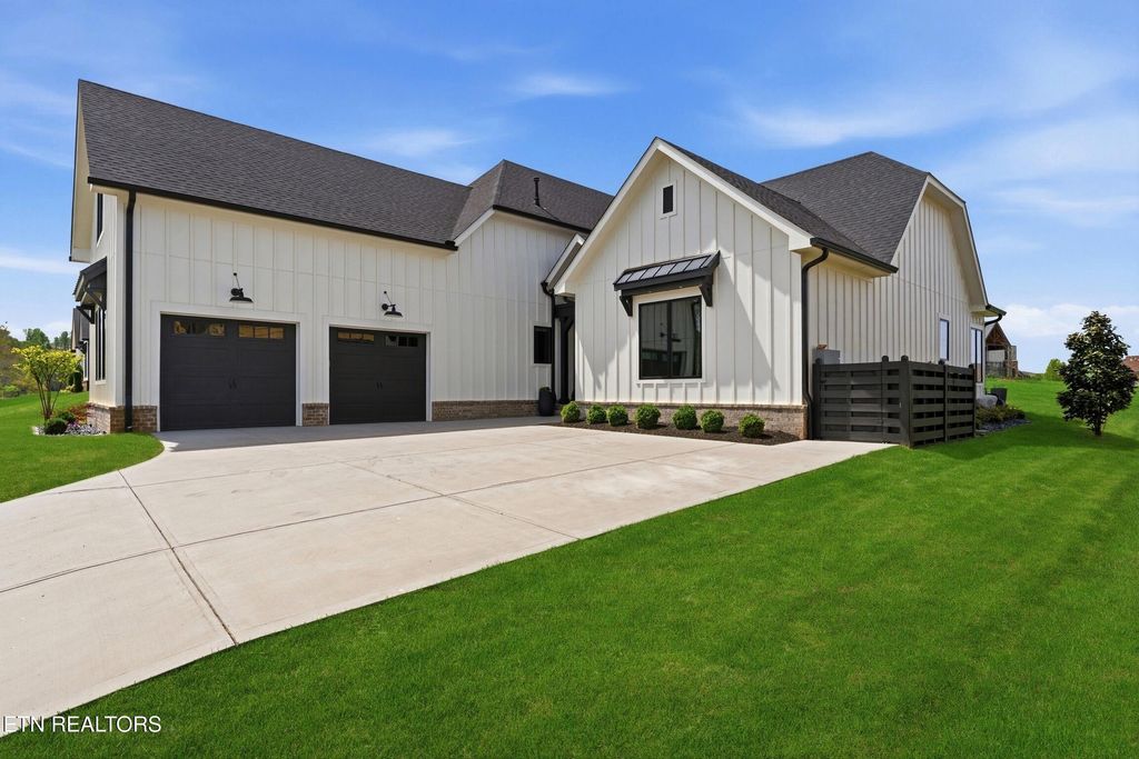 Photo of 455 Old Barn Lane, Loudon, TN 37774 (MLS # 1337193)