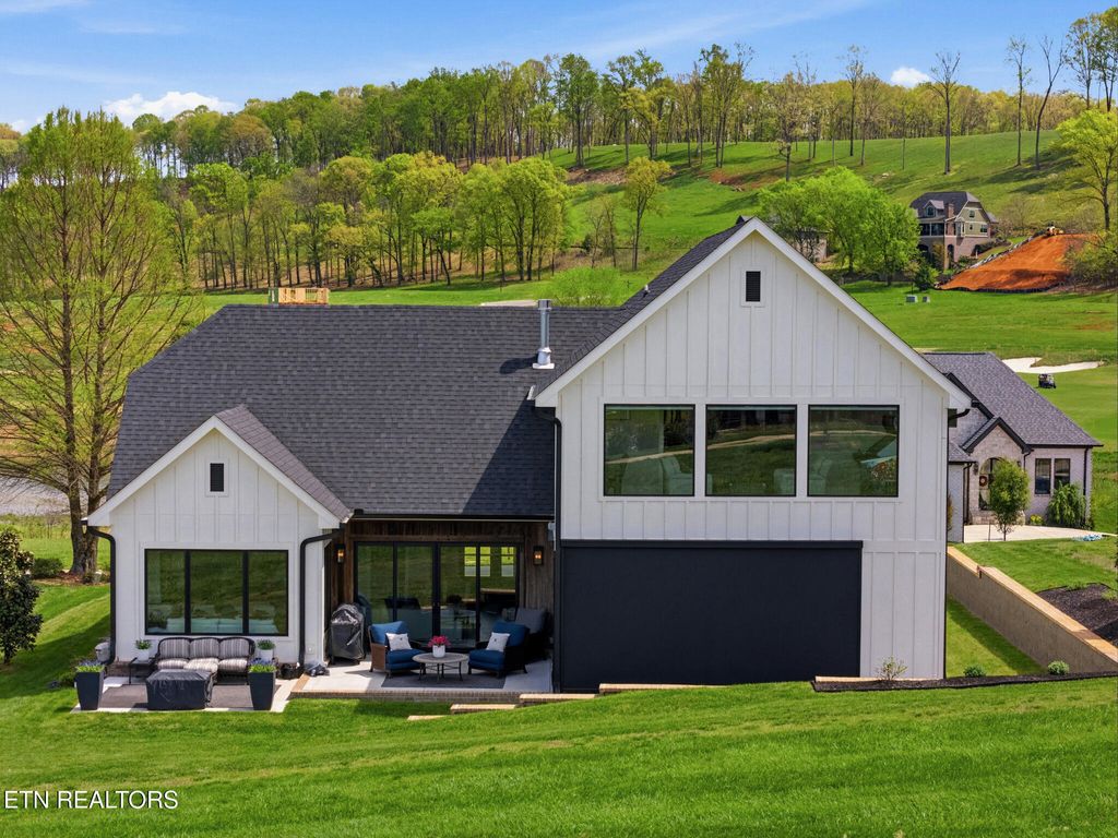 Photo of 455 Old Barn Lane, Loudon, TN 37774 (MLS # 1337193)