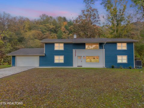 Photo of 2690 High Valley Drive Dr, Pigeon Forge, TN 37863 (MLS # 1320587)