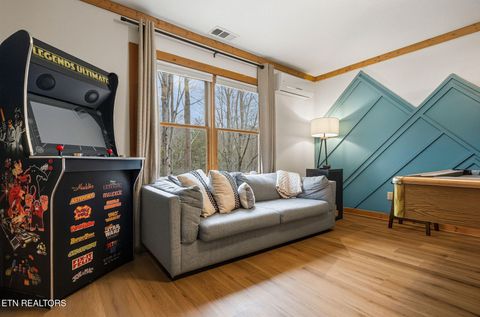 Tiny photo for 130 Little Round Top Lane, Townsend, TN 37882 (MLS # 1335961)