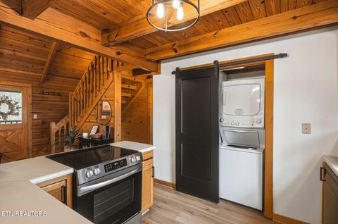 Tiny photo for 130 Little Round Top Lane, Townsend, TN 37882 (MLS # 1335961)