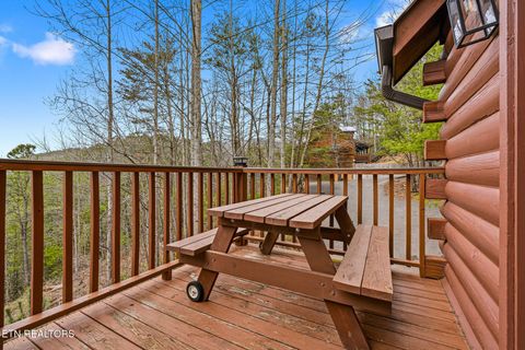 Tiny photo for 130 Little Round Top Lane, Townsend, TN 37882 (MLS # 1335961)