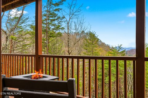 Tiny photo for 130 Little Round Top Lane, Townsend, TN 37882 (MLS # 1335961)