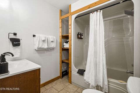 Tiny photo for 130 Little Round Top Lane, Townsend, TN 37882 (MLS # 1335961)