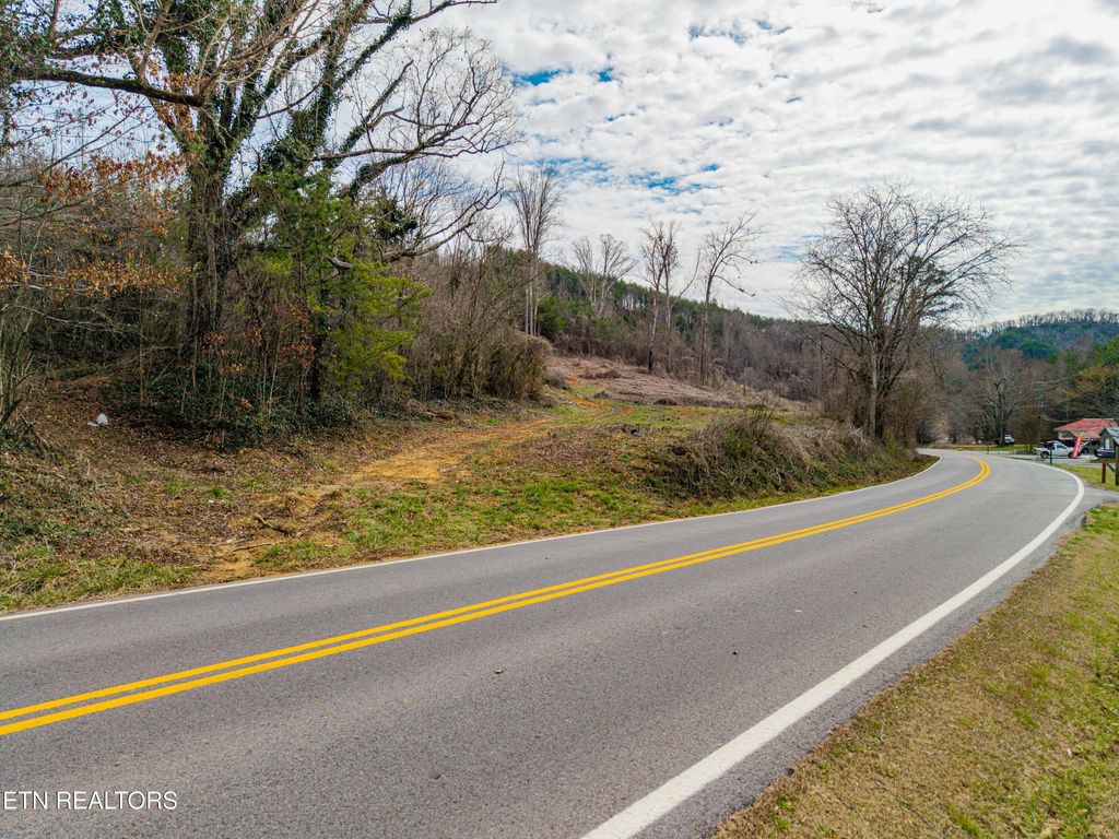 Photo of 6915 TN-360, Tellico Plains, TN 37385 (MLS # 1330242)