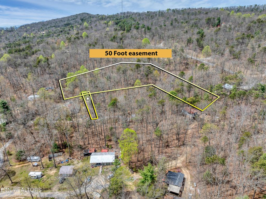 Photo of 6871 Holiday Drive, Tallassee, TN 37878 (MLS # 1335260)